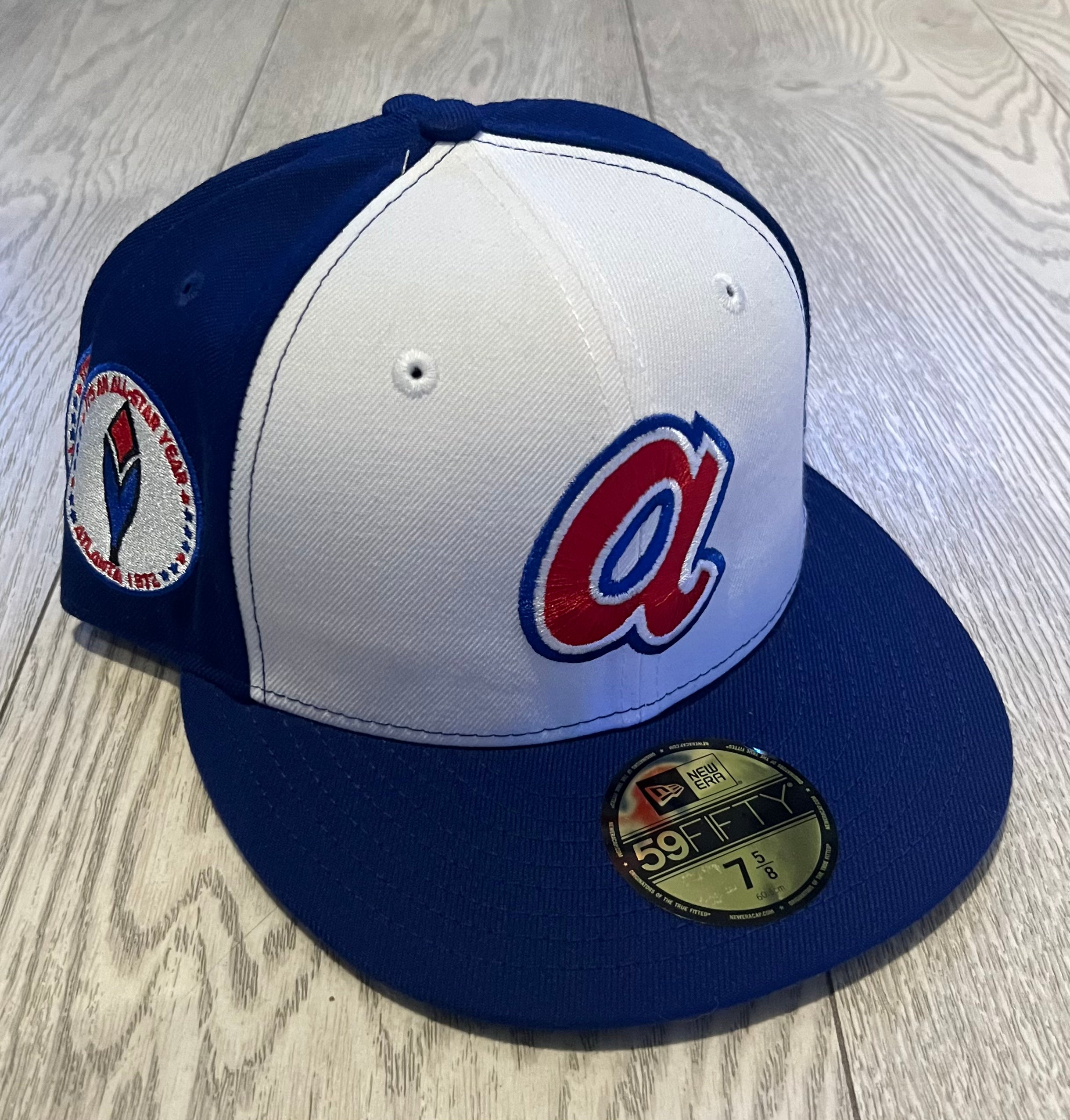 Exclusive New Era Atlanta Braves MLB hat Size 7 1/8 Purple UV 2 Tone